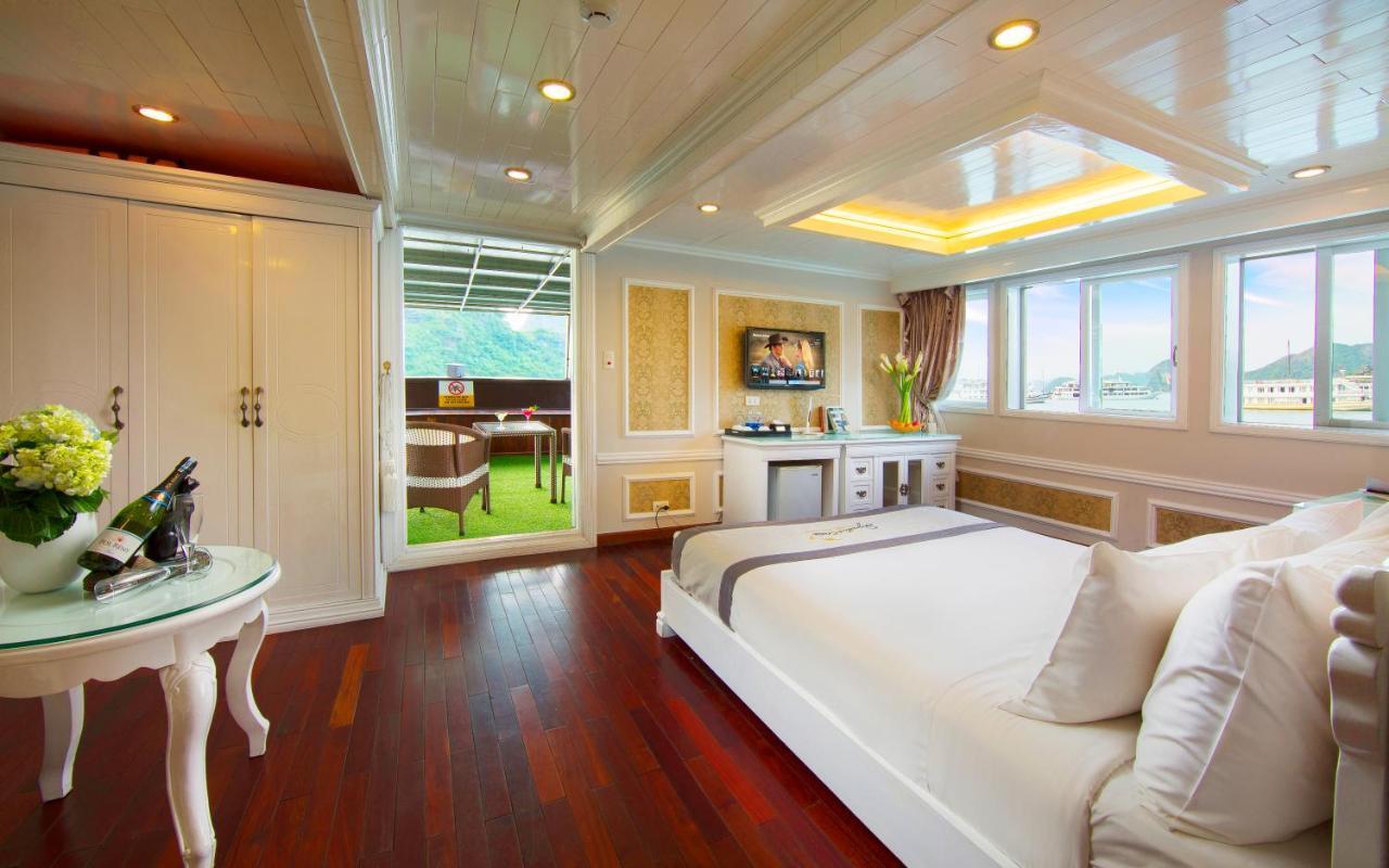 Signature Halong Cruise Ha Long