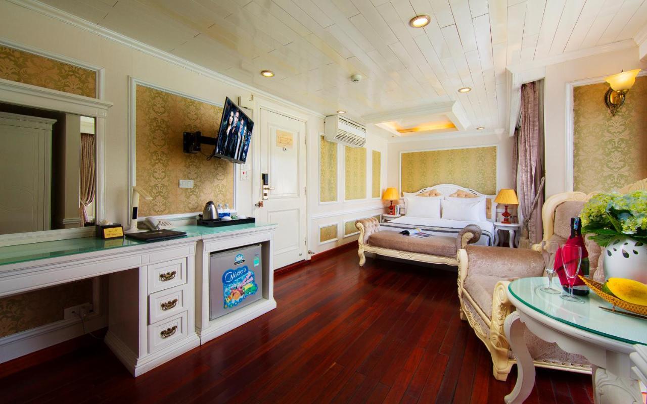 Signature Halong Cruise 5* Ha Long
